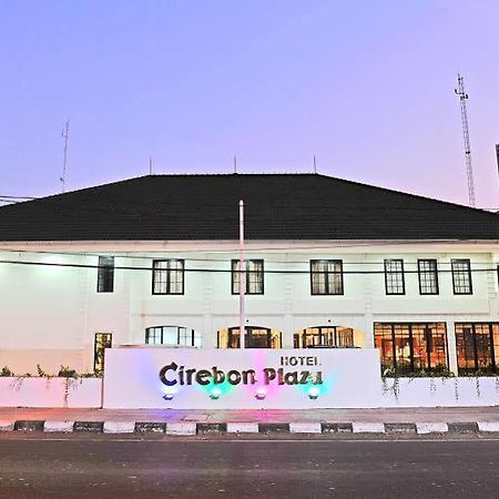 Hotel Cirebon Plaza Buitenkant foto